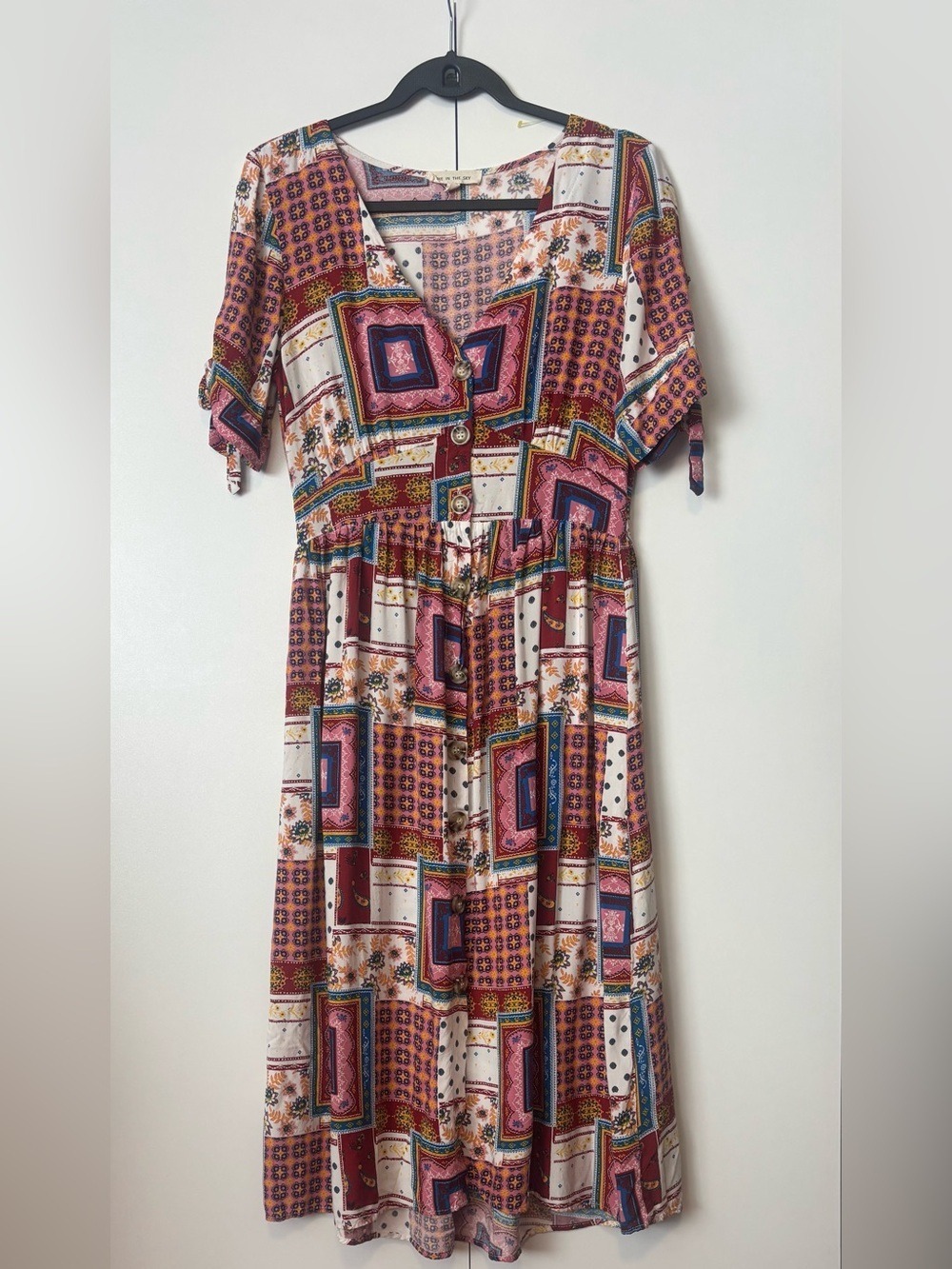 Patchwork V-Neck Midi Dress in Burgundy and Pink